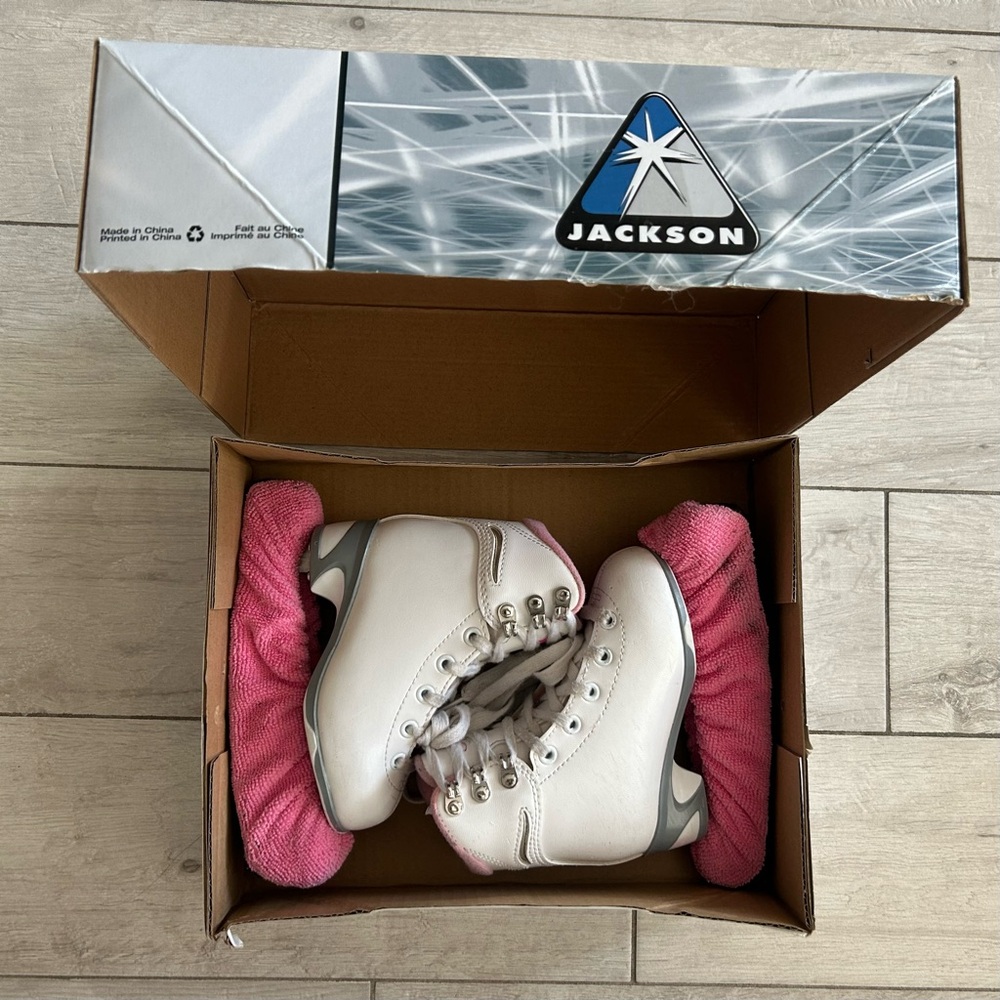 Jackson White Ice Skates with Pink Guards